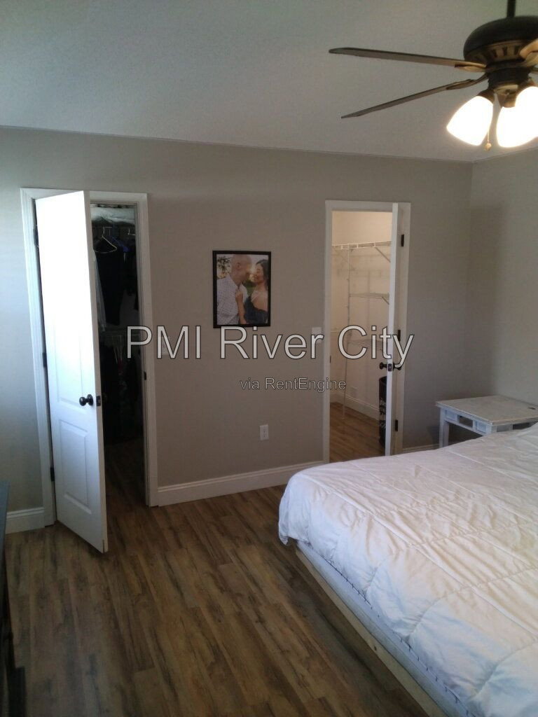 Gallery Image 33