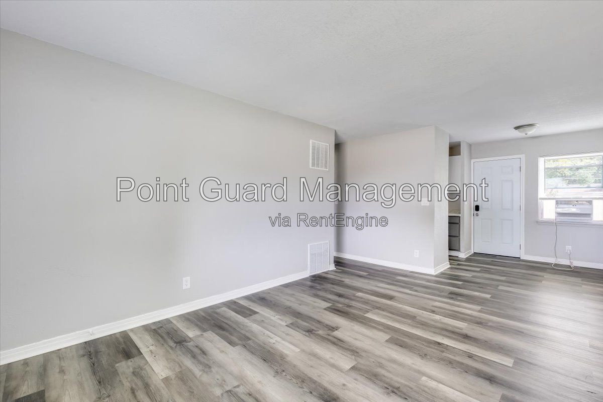 Gallery Image 0