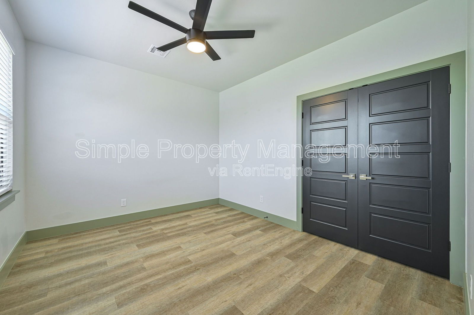 Gallery Image 19