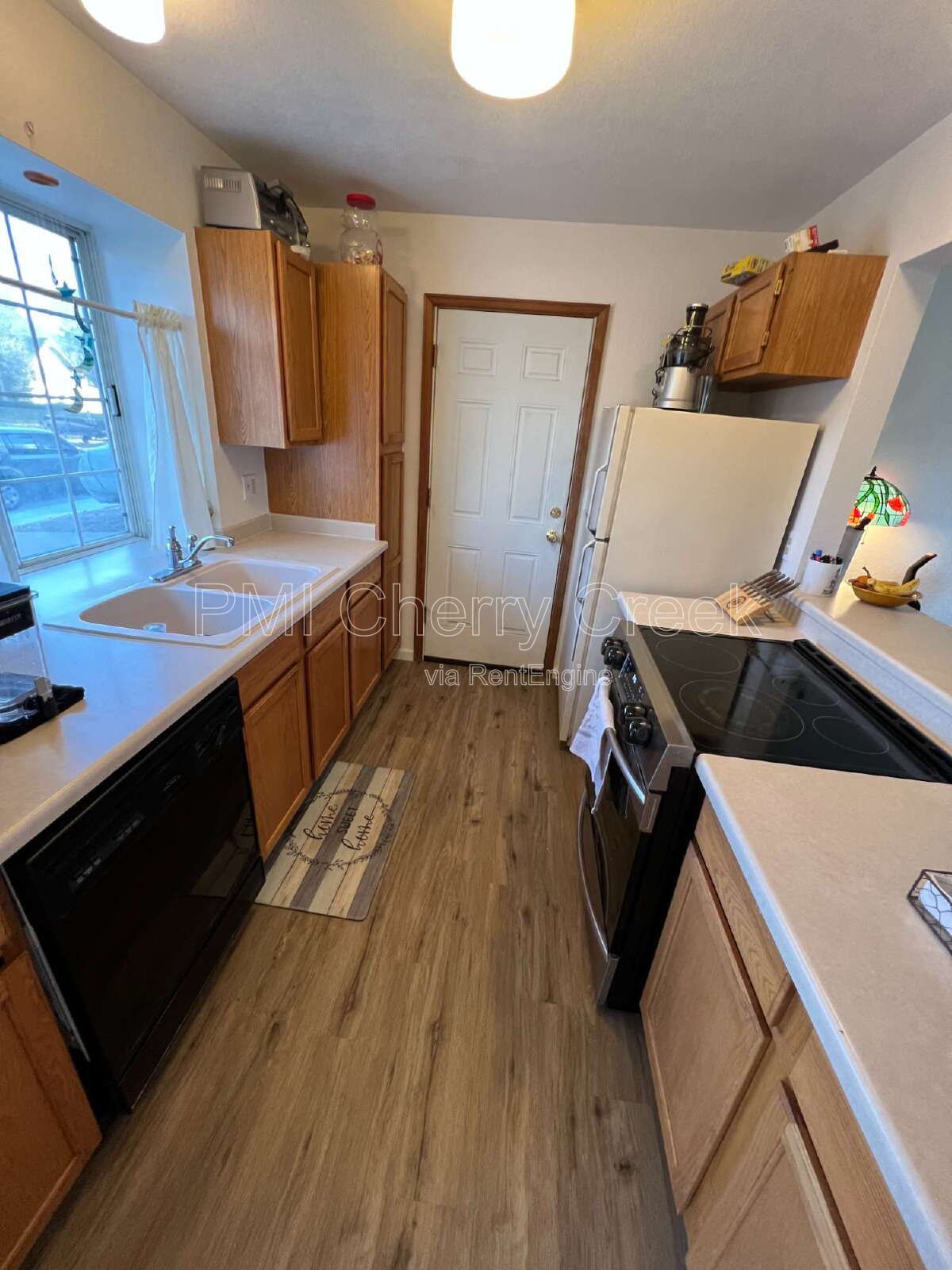 Gallery Image 13