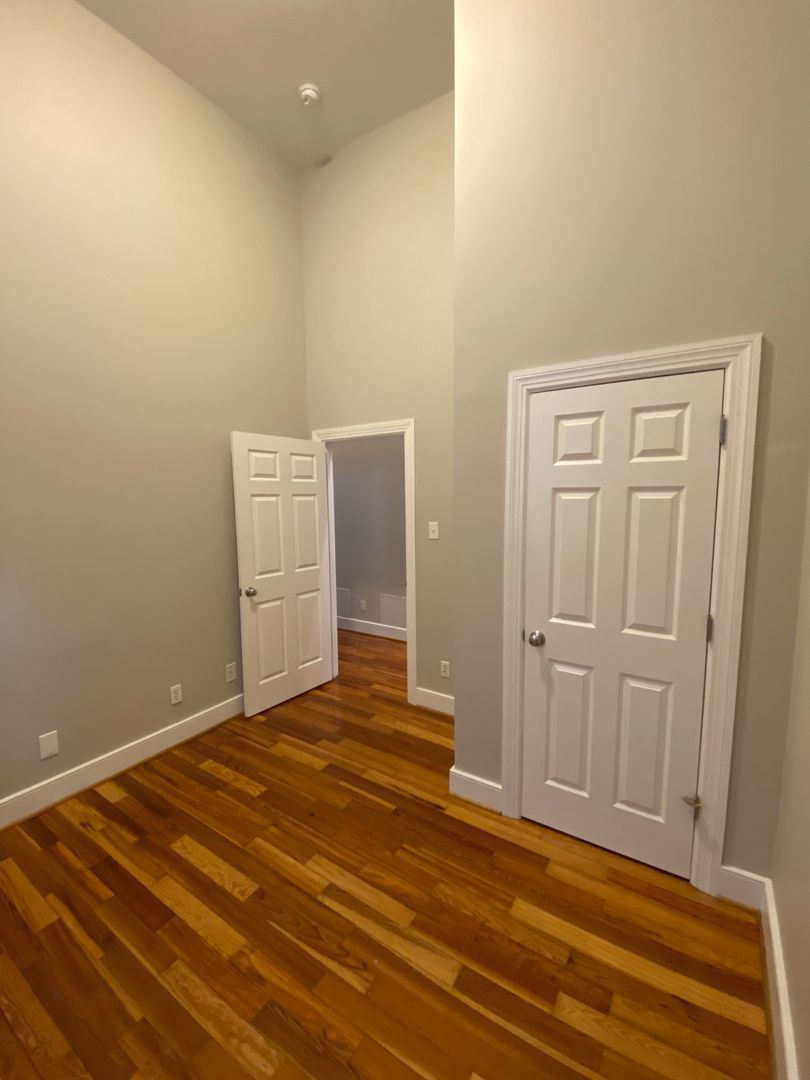 Gallery Image 13