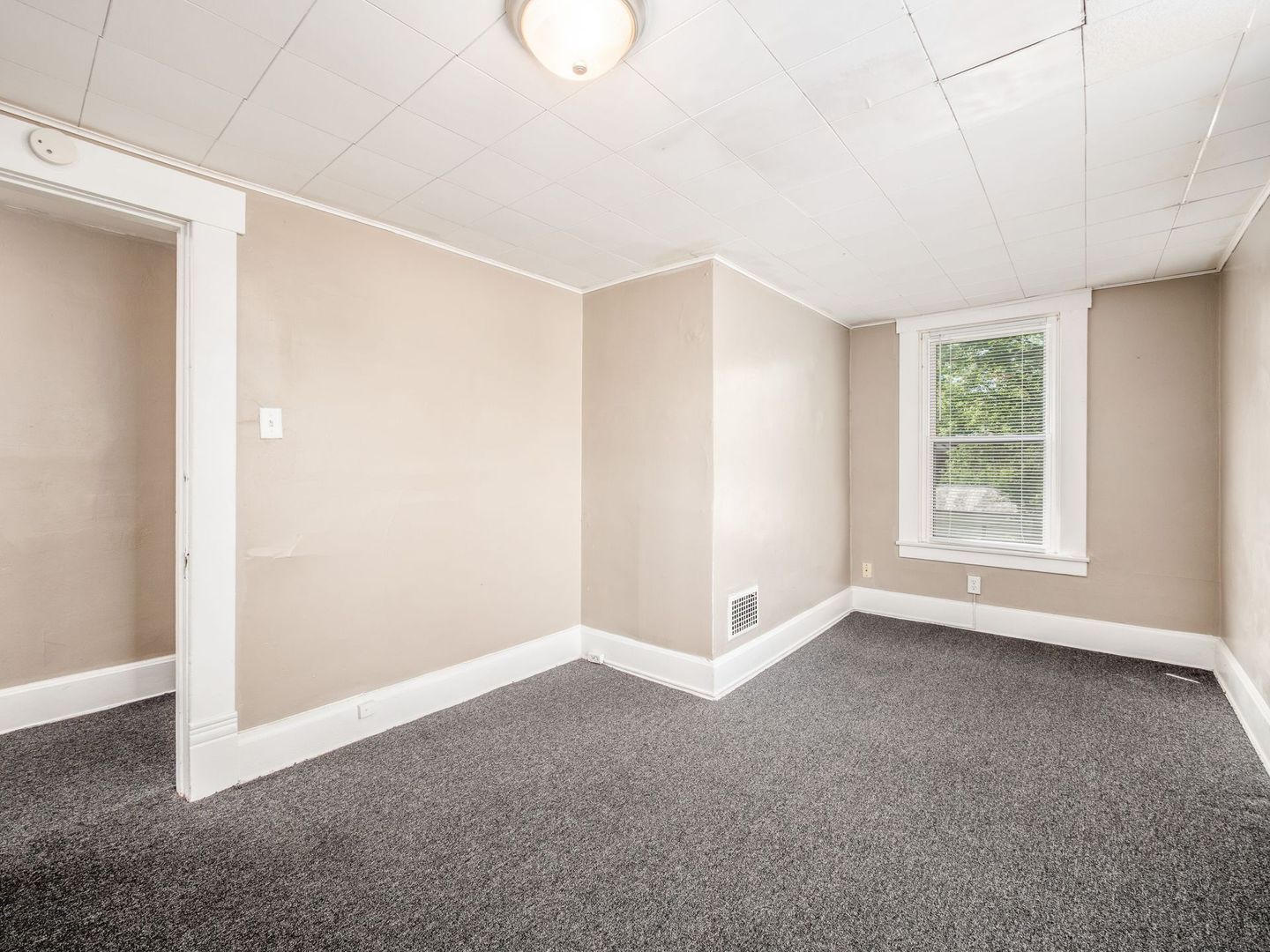 Gallery Image 18