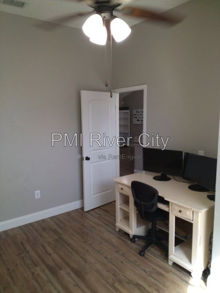 Gallery Image 51
