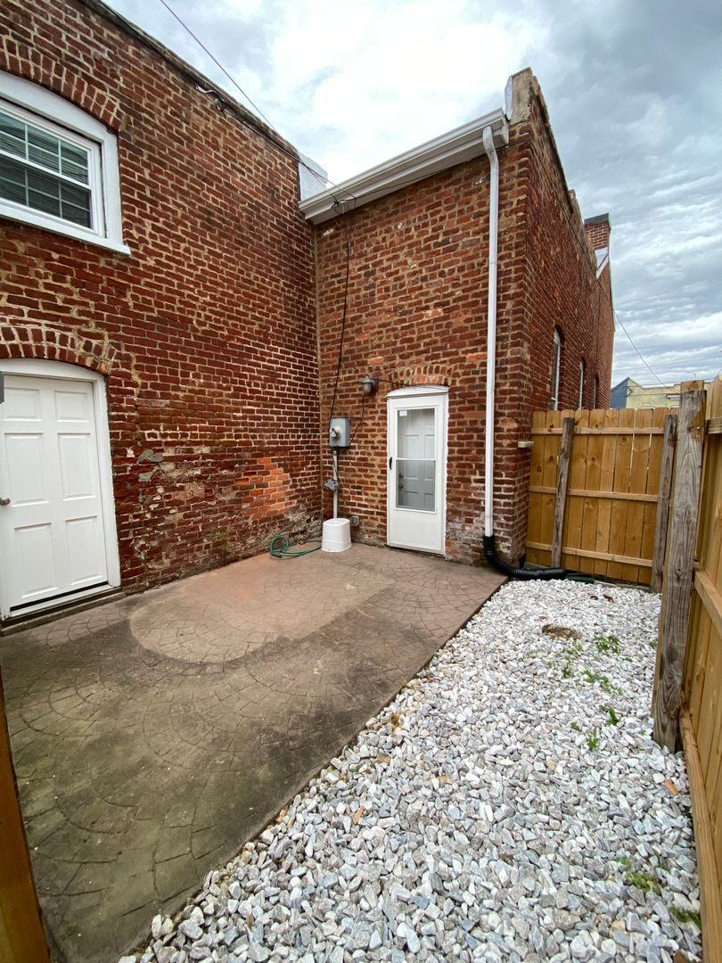Gallery Image 25