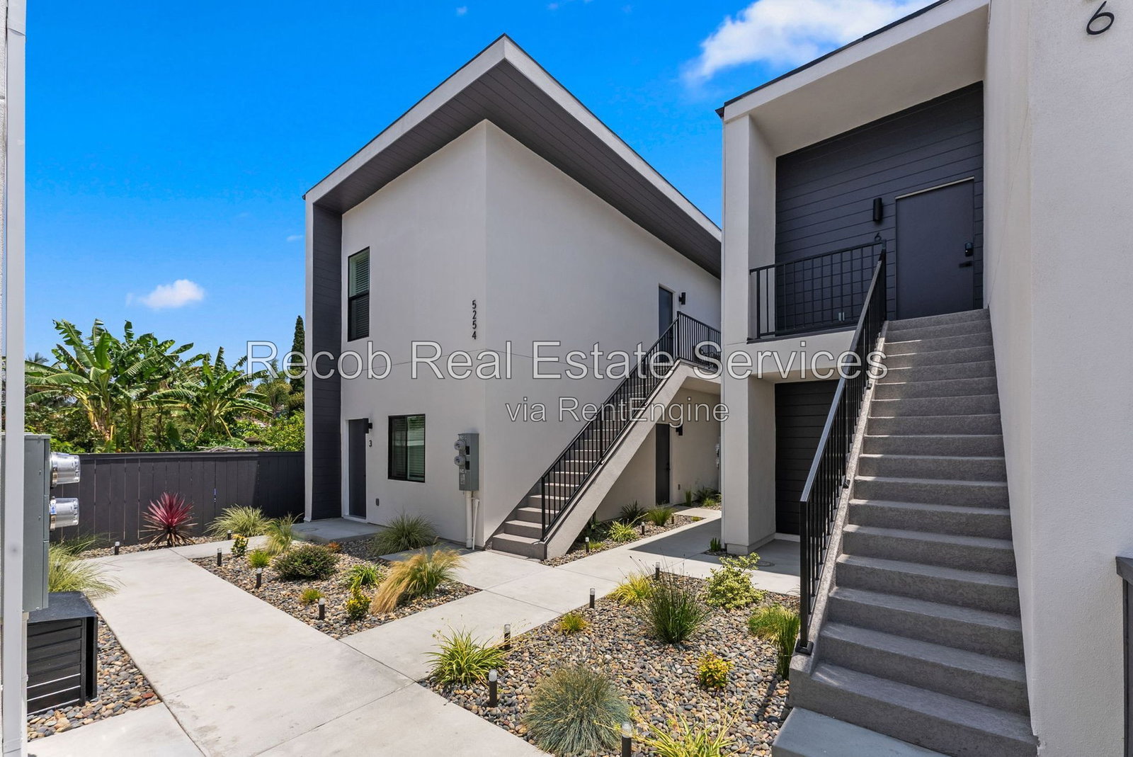 Gallery Image 17