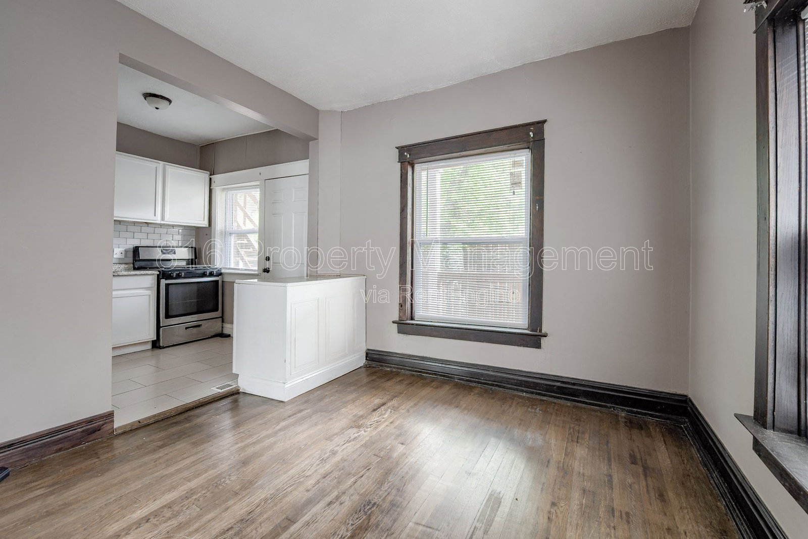 Gallery Image 15