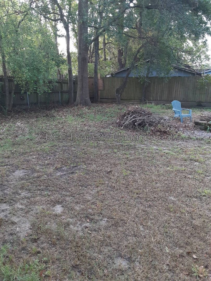 Gallery Image 14