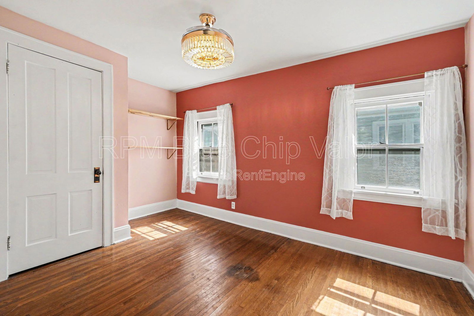 Gallery Image 18