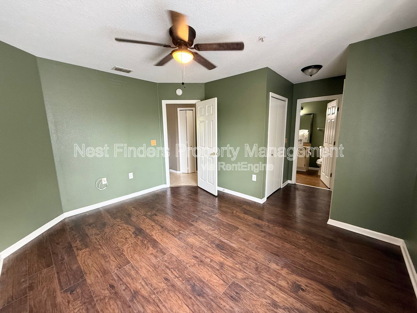 Gallery Image 15
