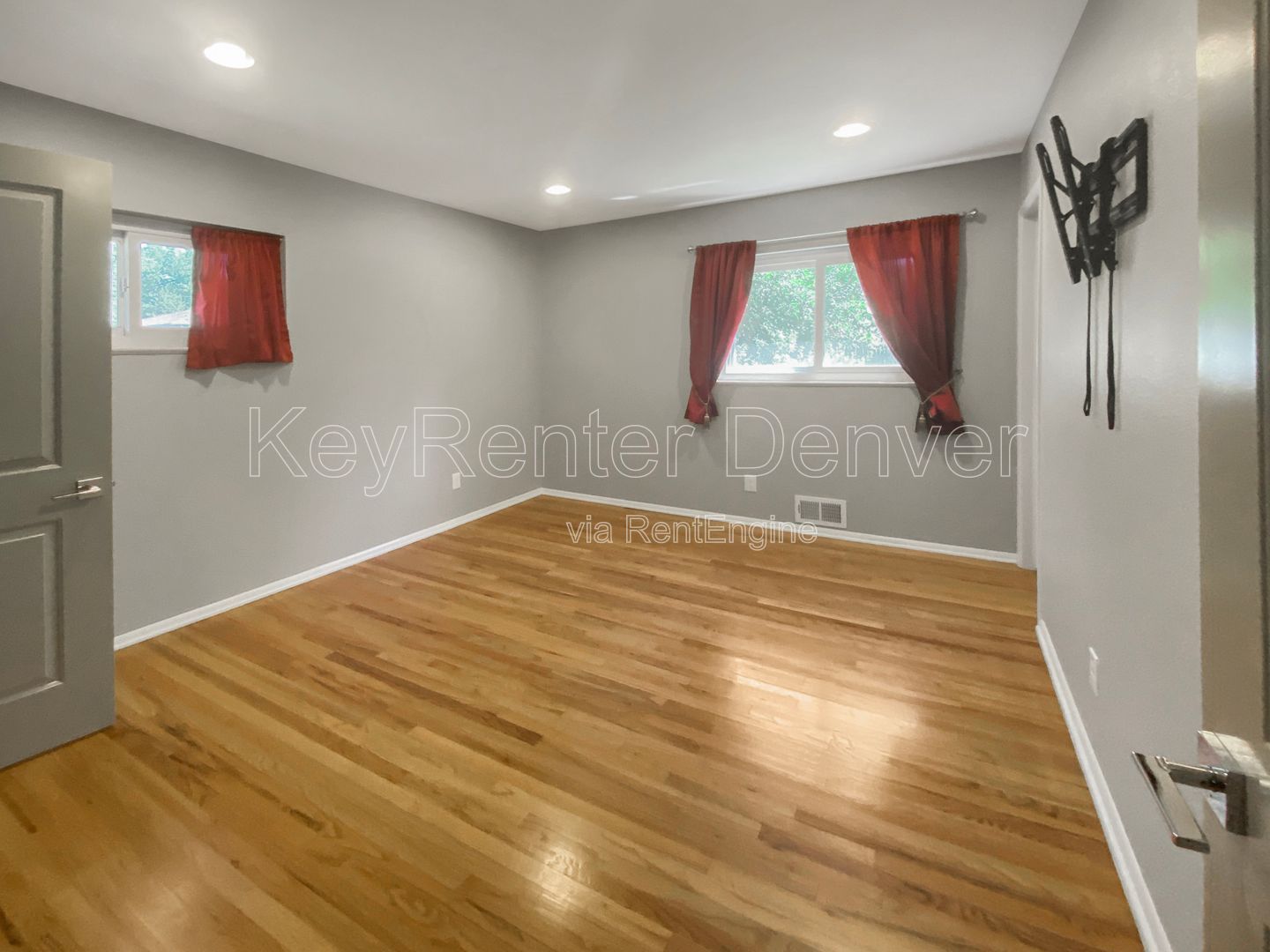 Gallery Image 14