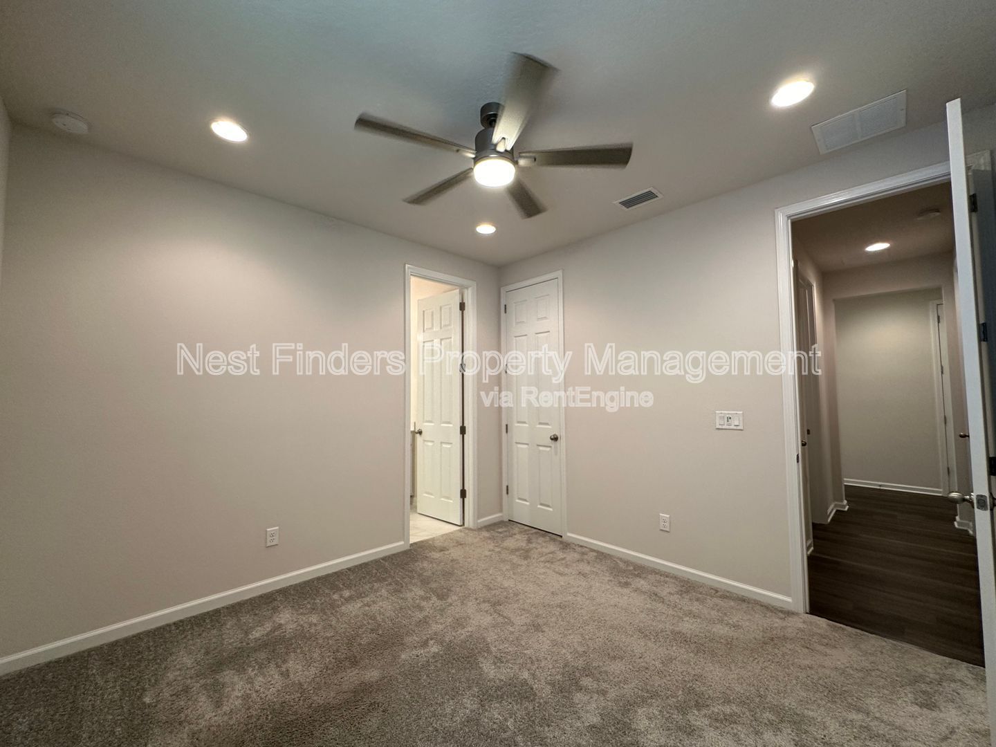 Gallery Image 44