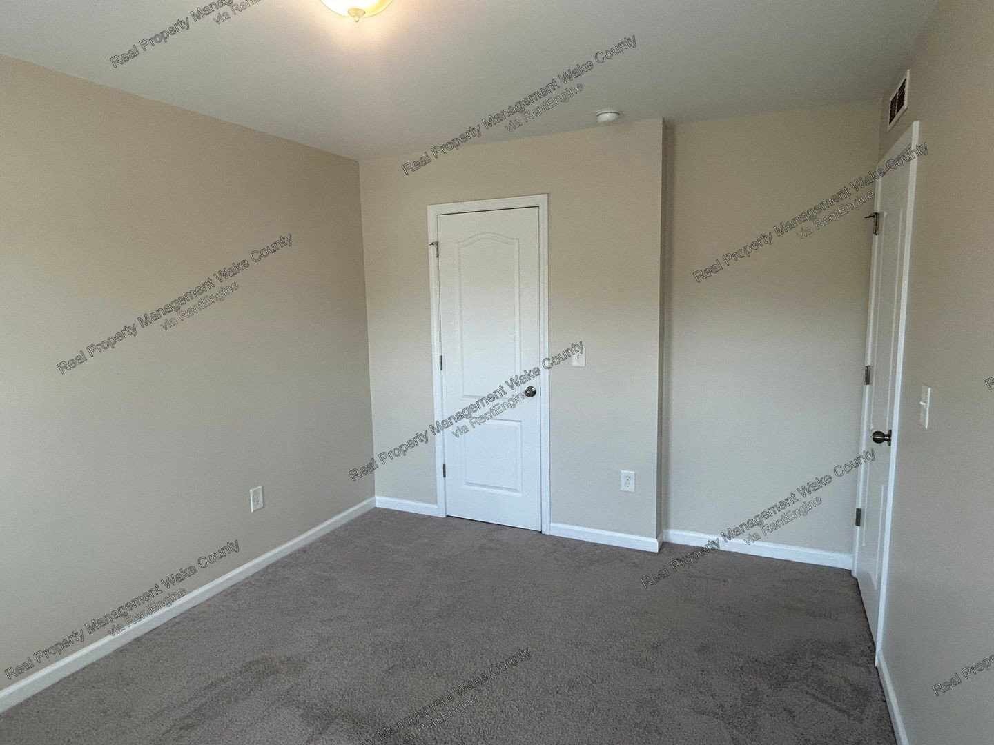 Gallery Image 19