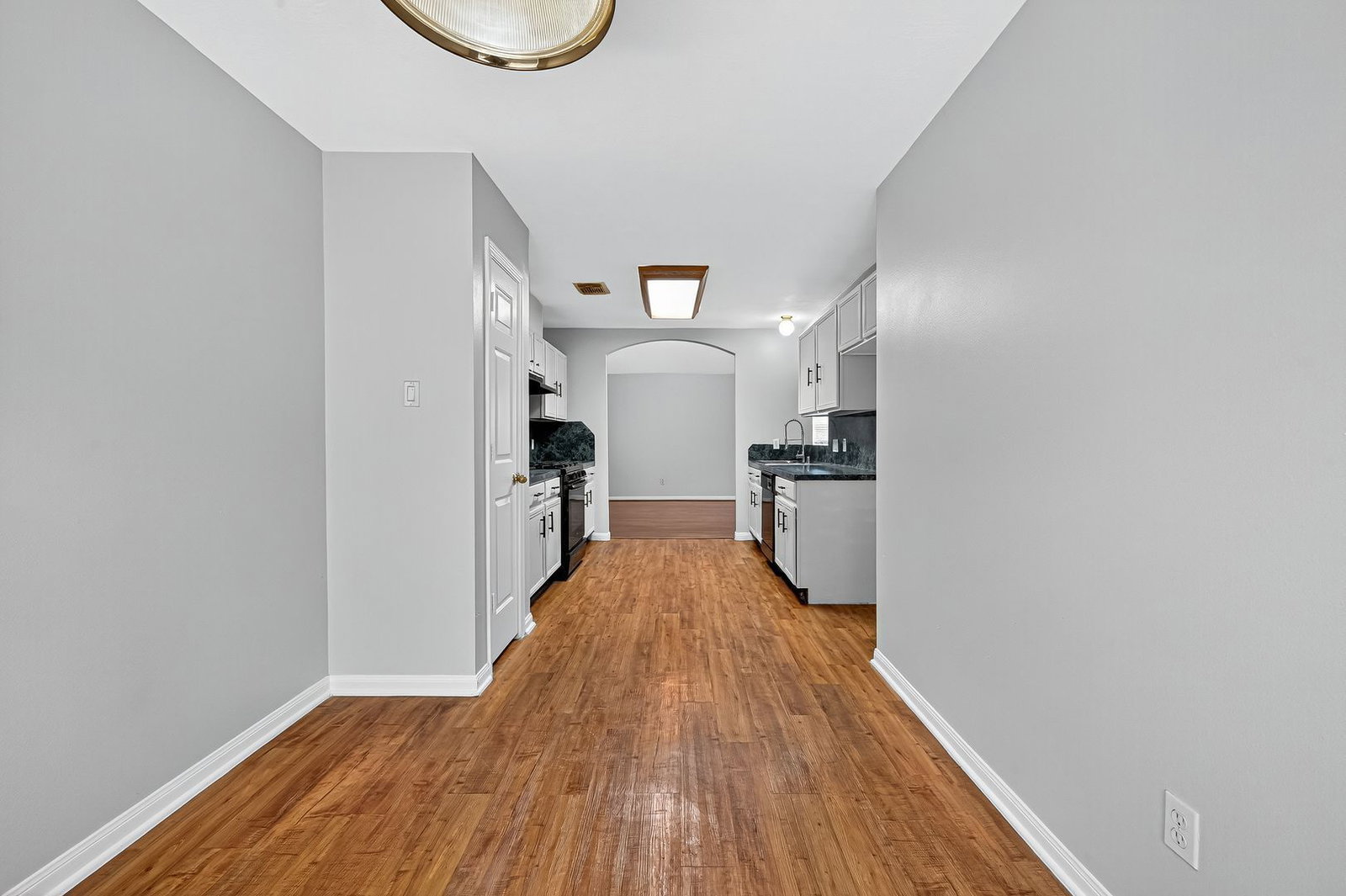 Gallery Image 18