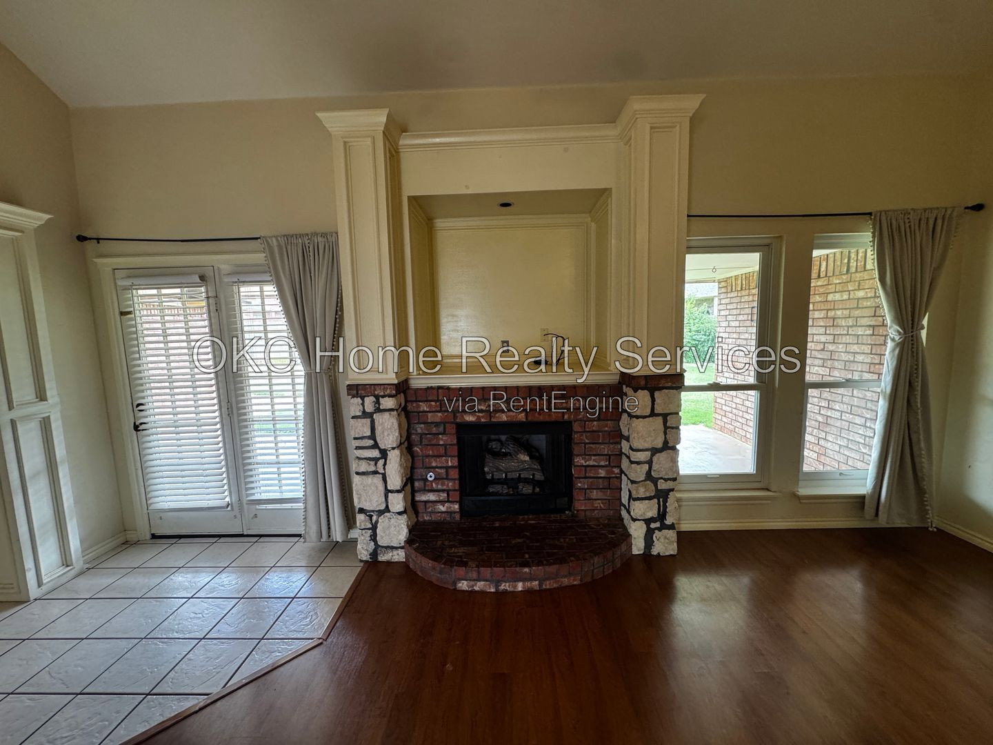 Gallery Image 44