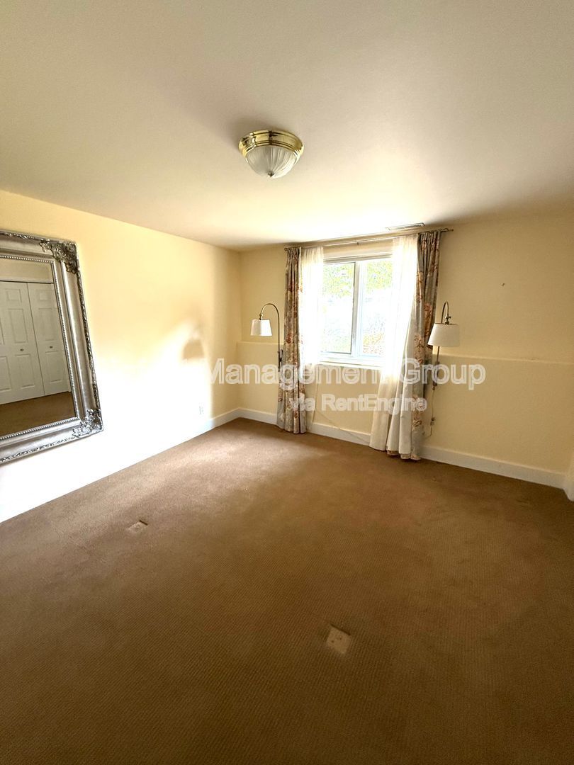 Gallery Image 21