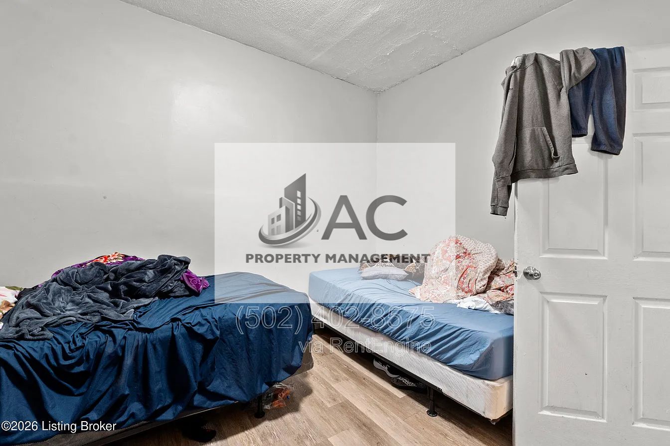 Gallery Image 16