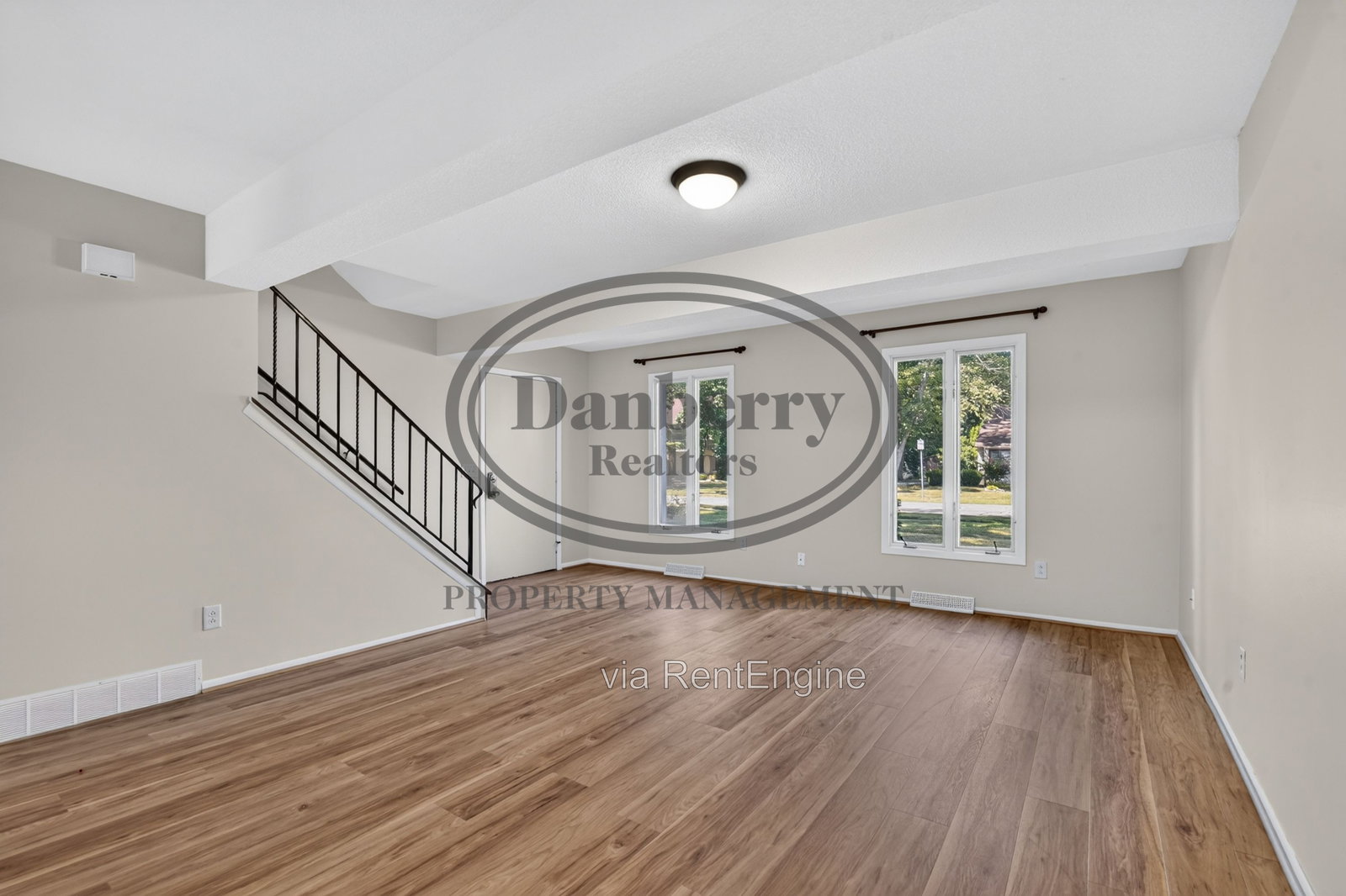 Gallery Image 14