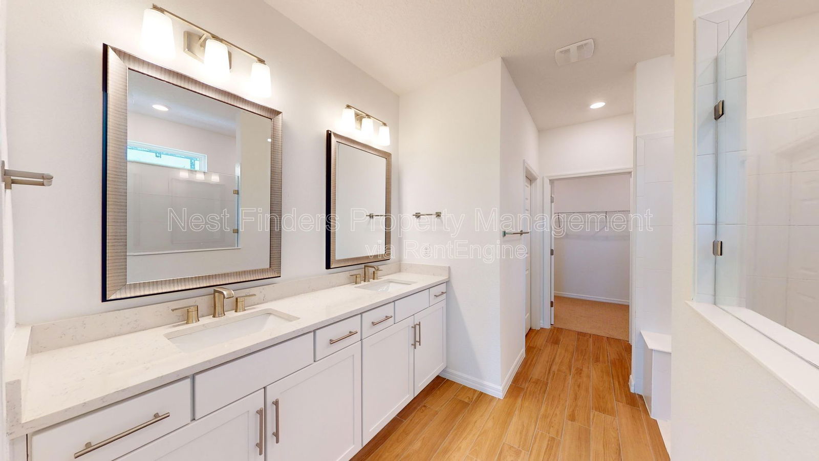Gallery Image 18