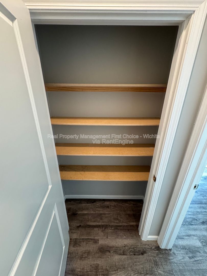 Gallery Image 21