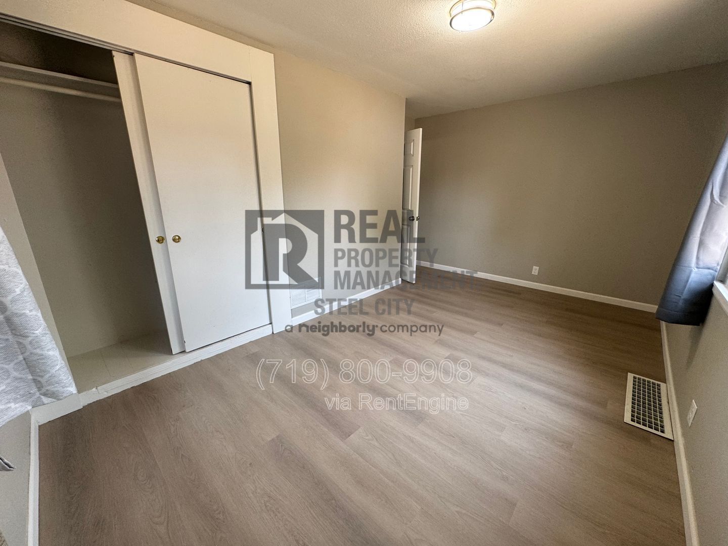 Gallery Image 19