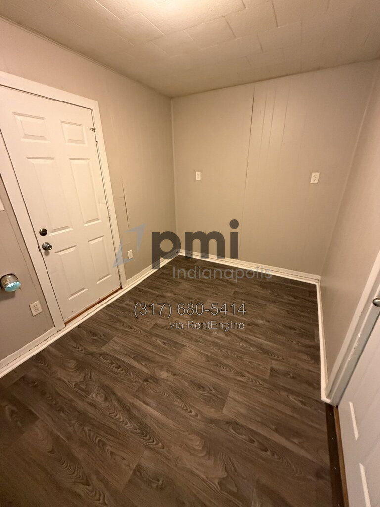 Gallery Image 19