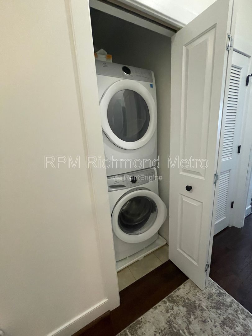 Gallery Image 17