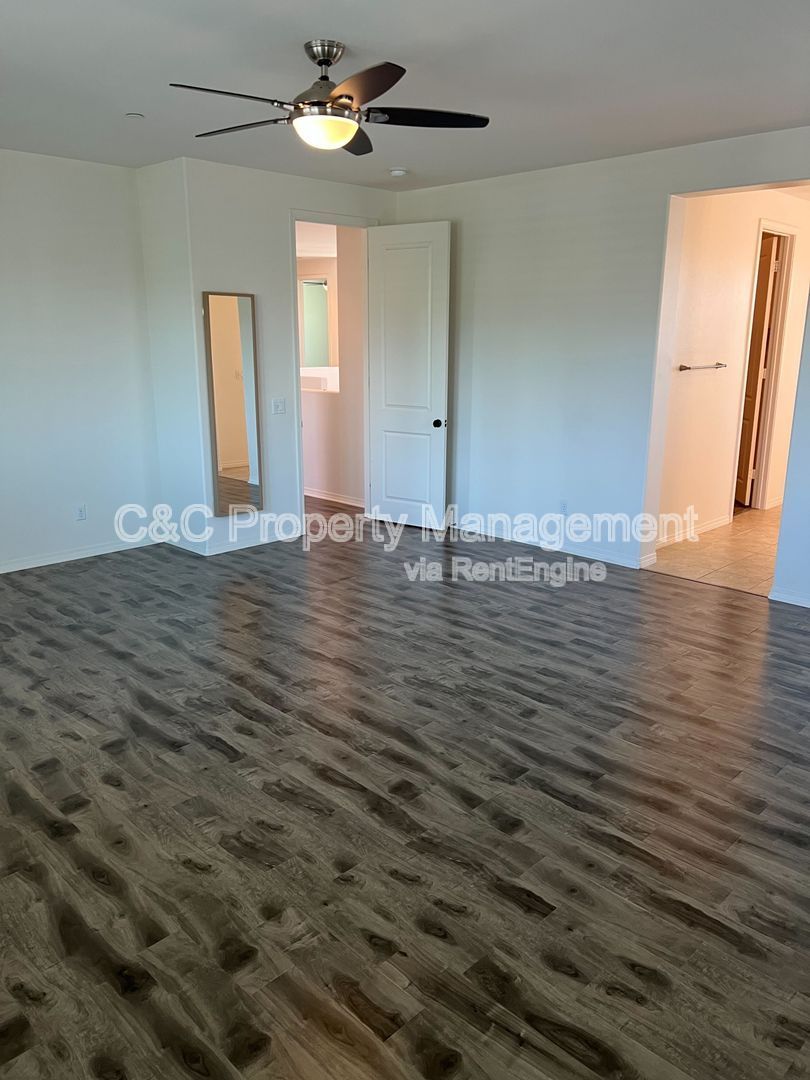 Gallery Image 11
