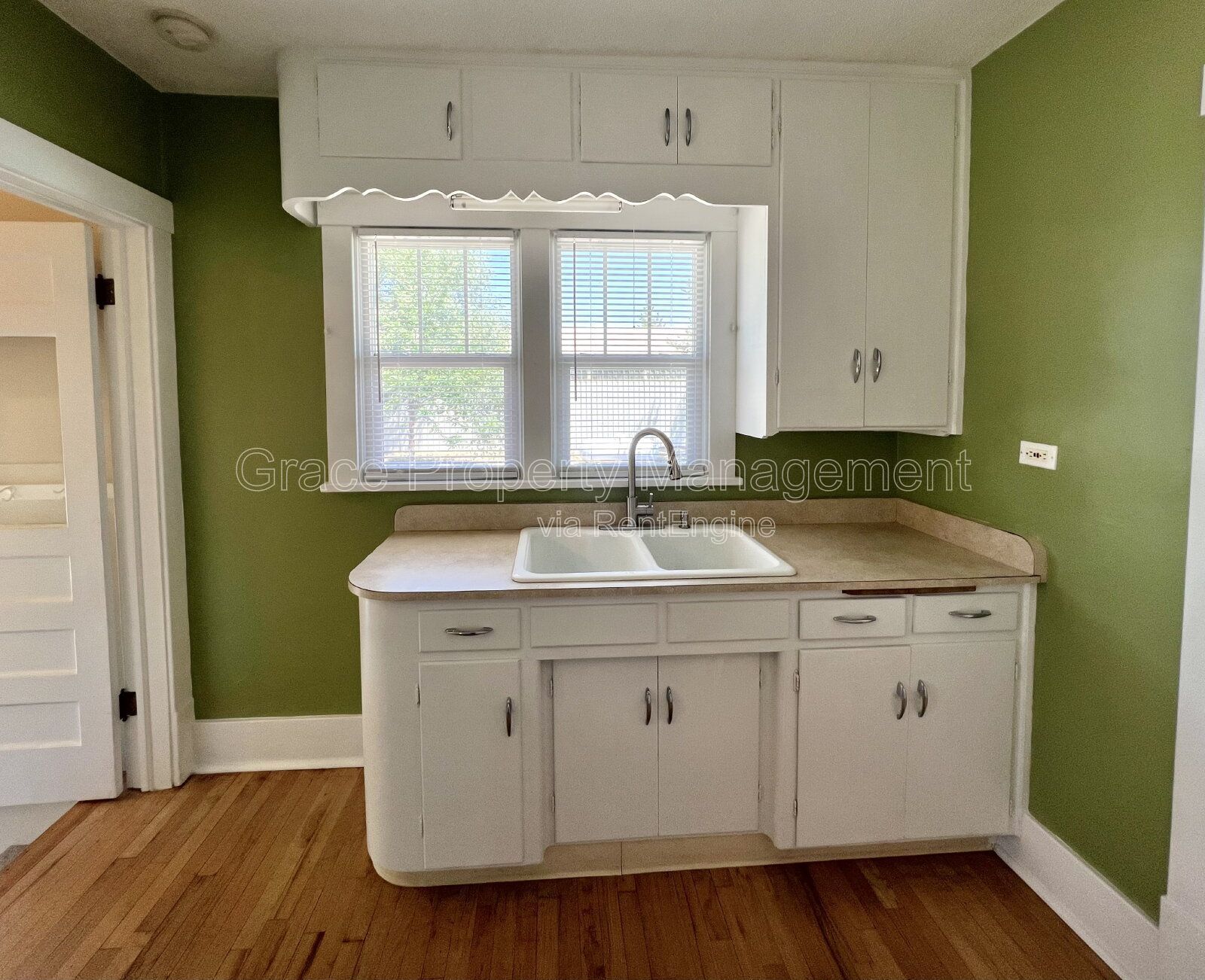 Gallery Image 12