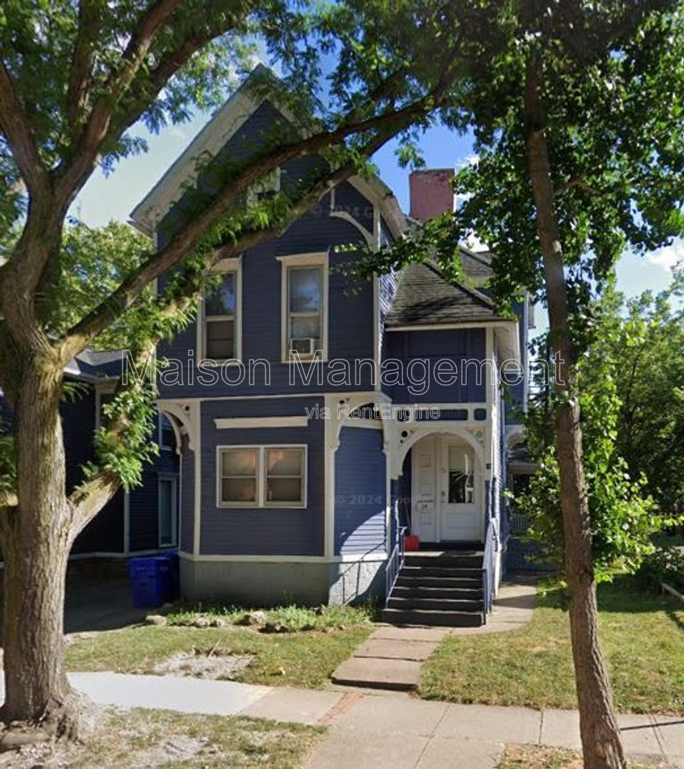 Gallery Image 0