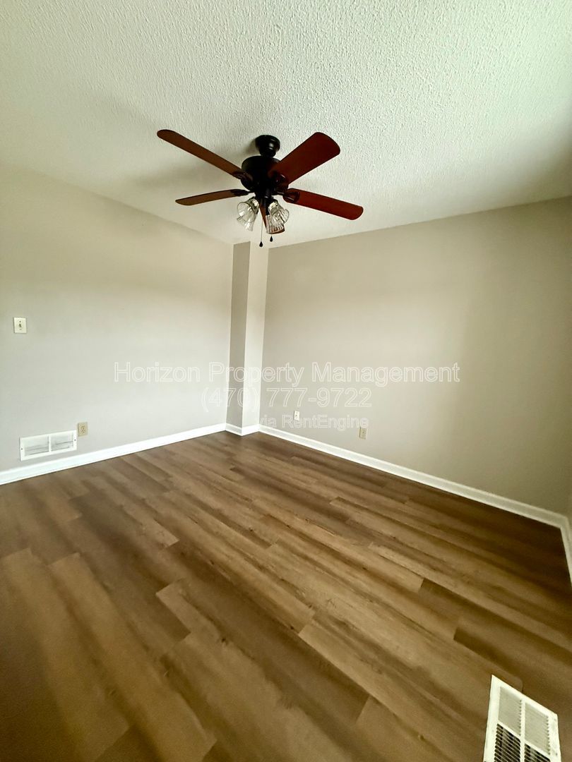 Gallery Image 13