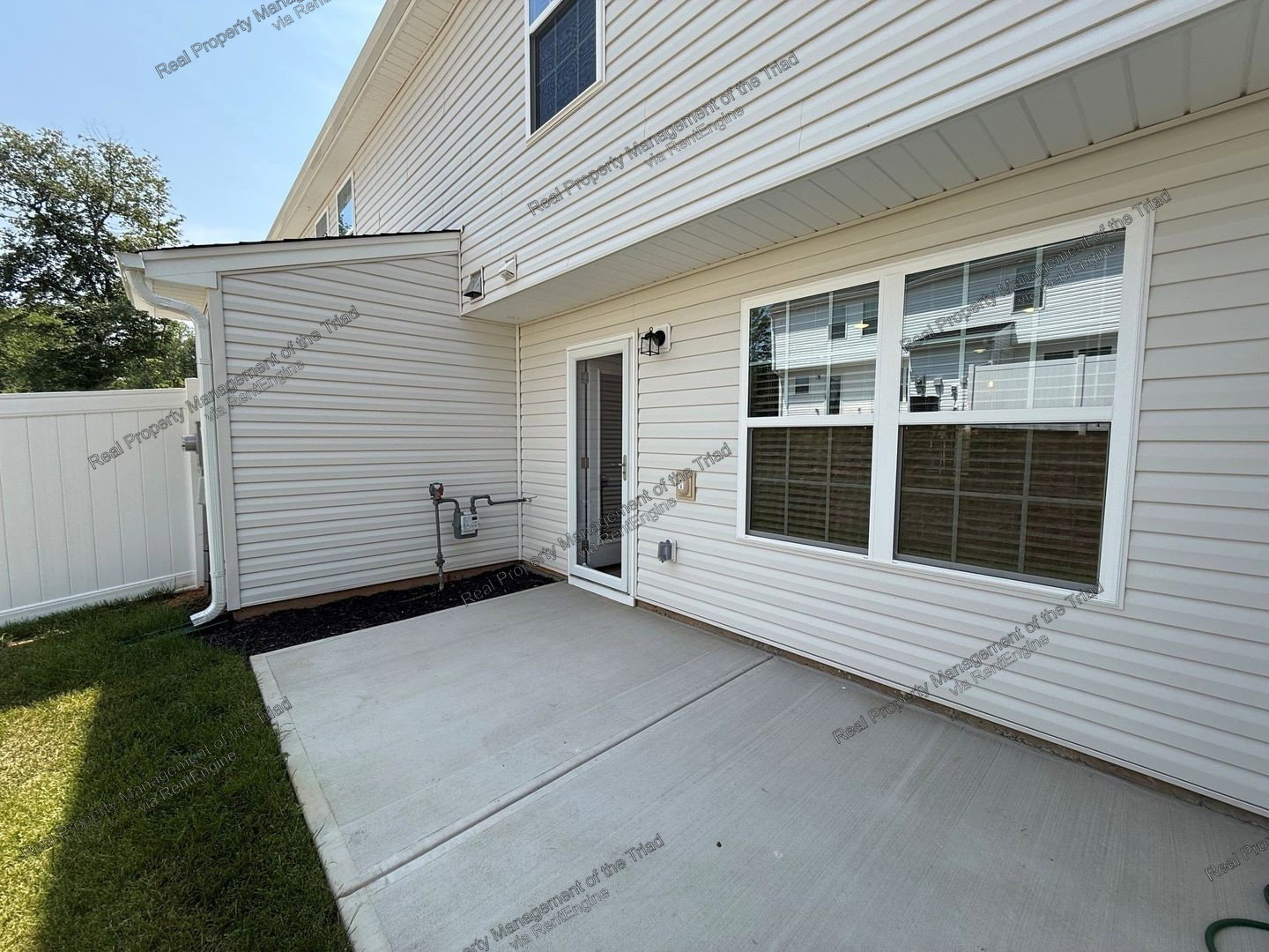Gallery Image 16