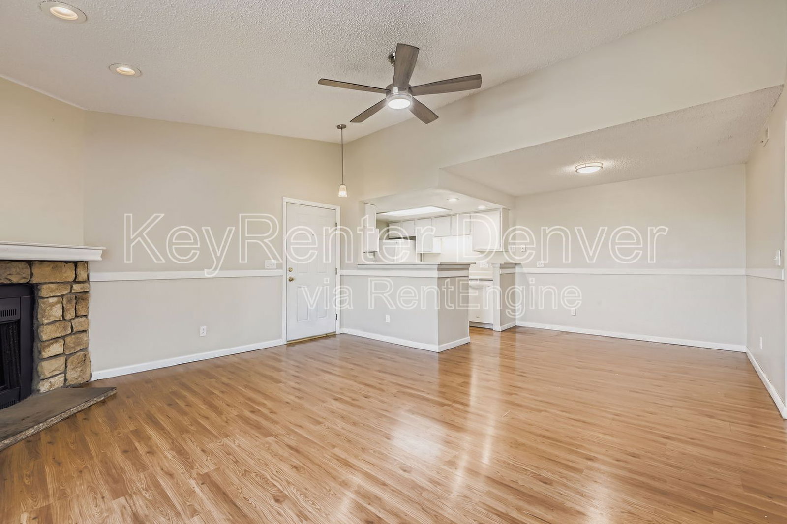 Gallery Image 0