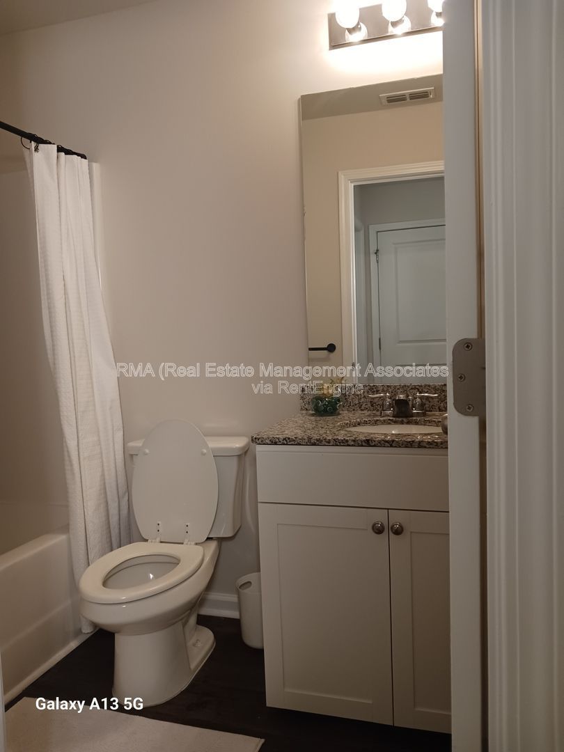 Gallery Image 8