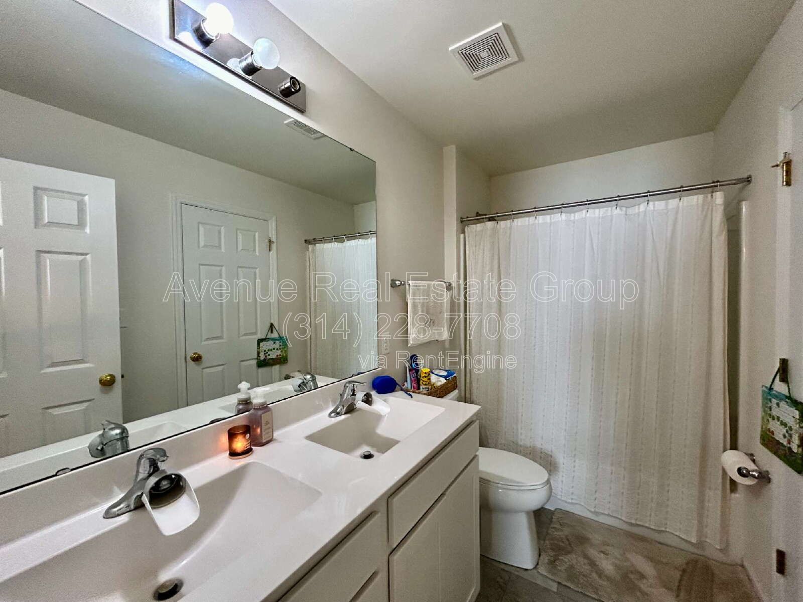 Gallery Image 16