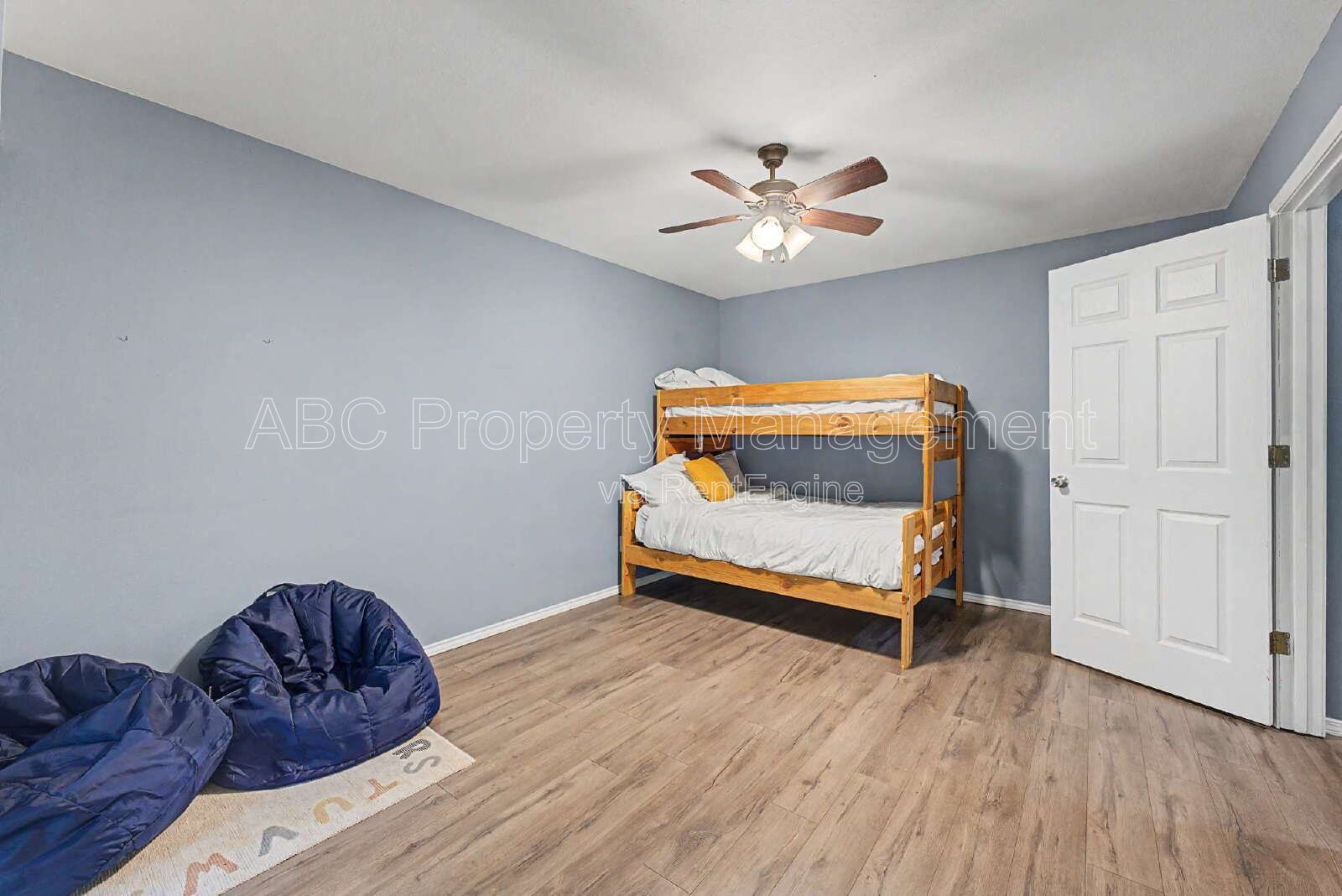 Gallery Image 14