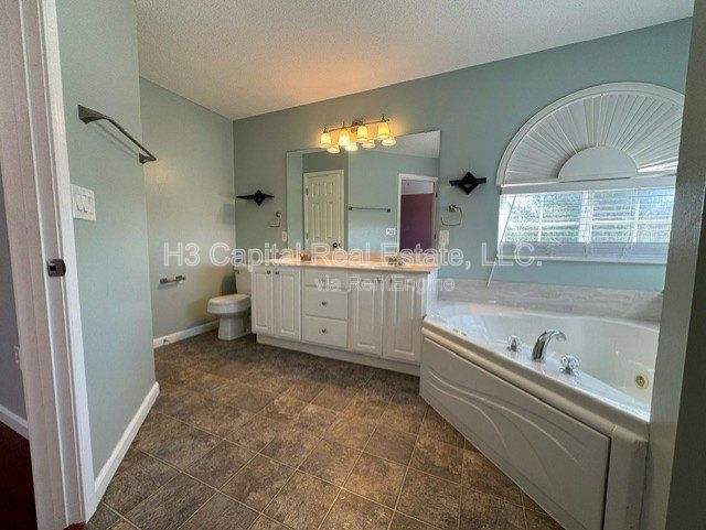 Gallery Image 19