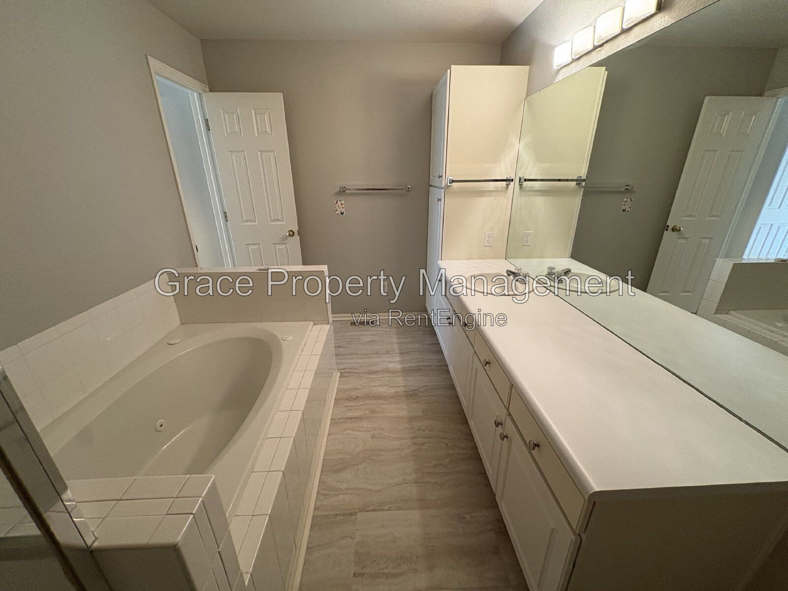 Gallery Image 21