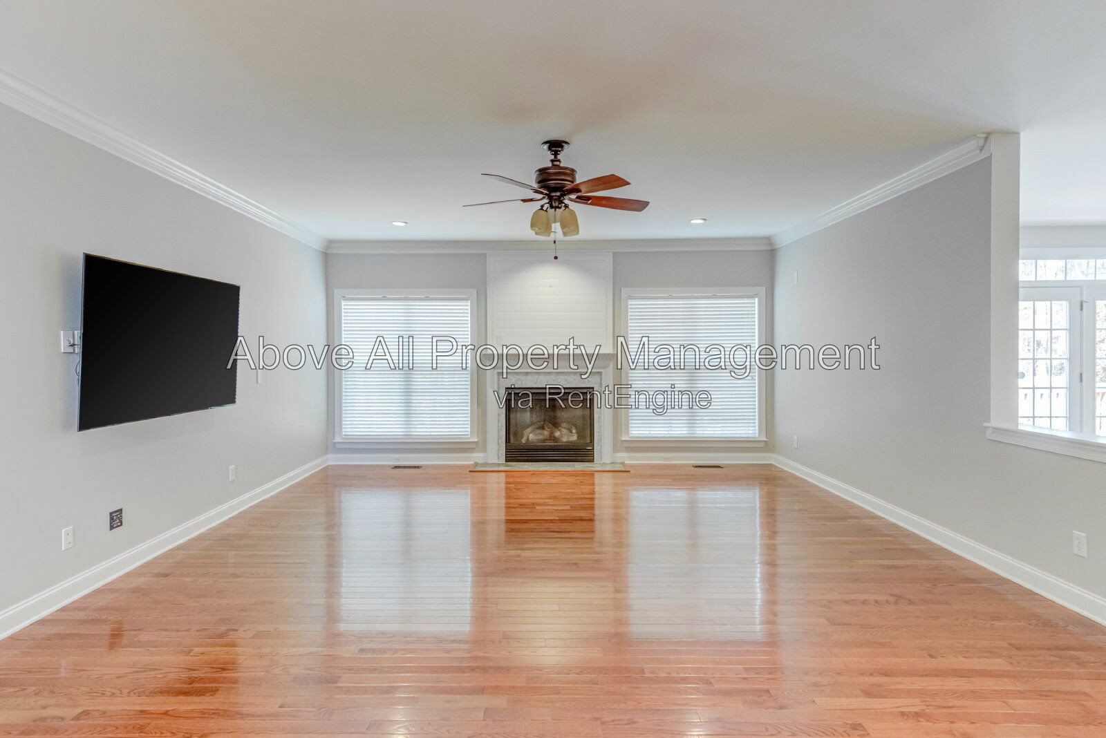 Gallery Image 18