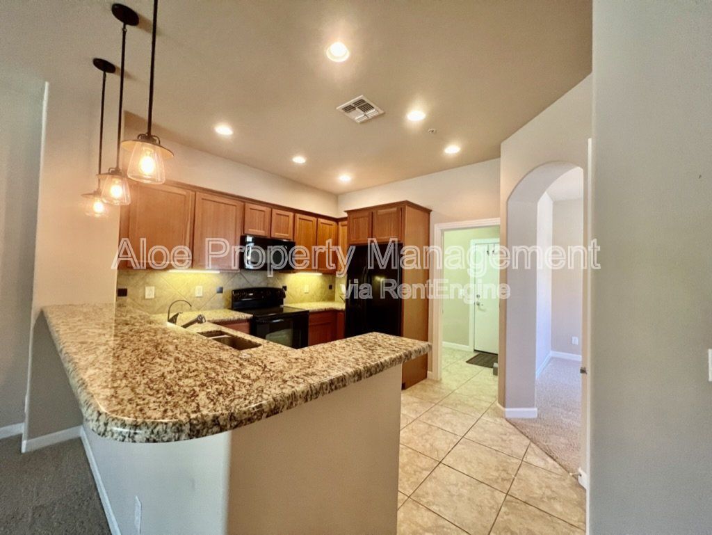 Gallery Image 16