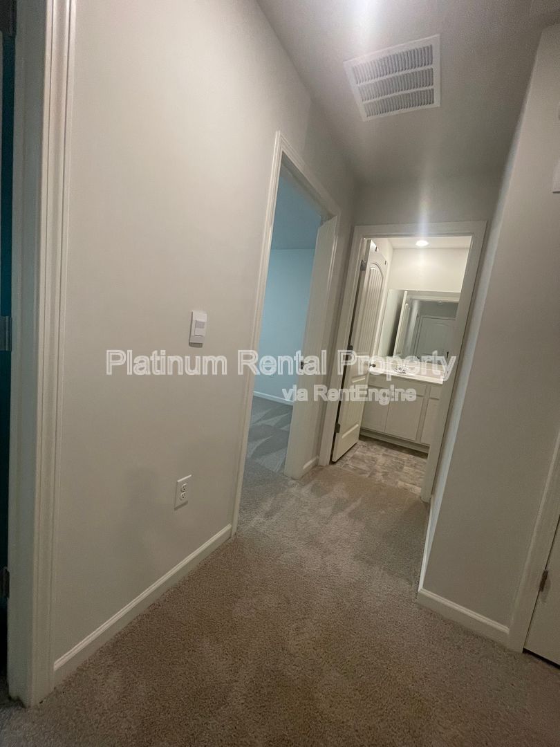 Gallery Image 70