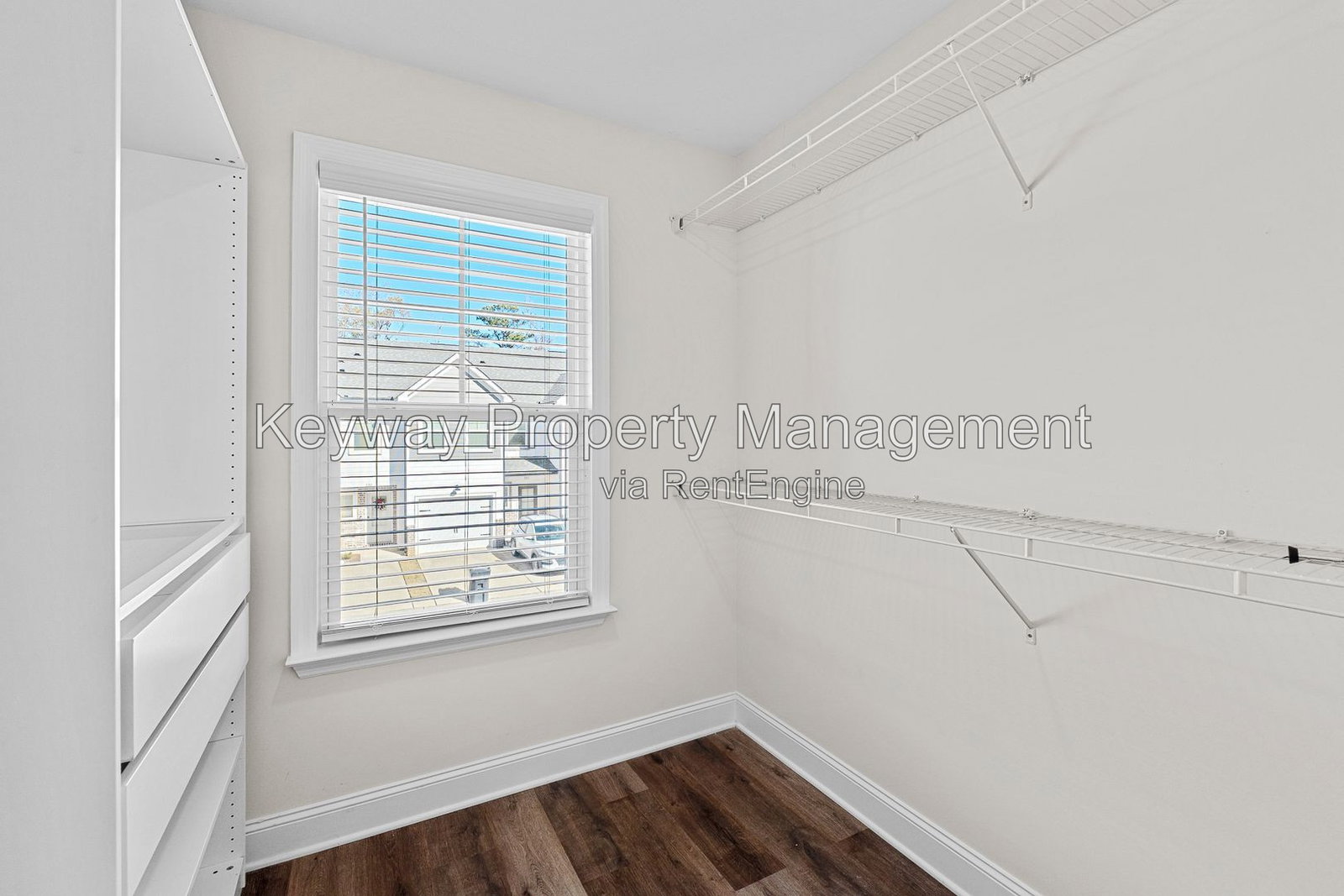 Gallery Image 16