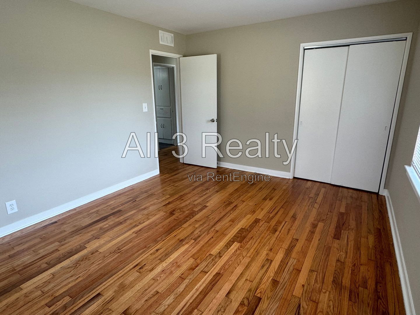 Gallery Image 19