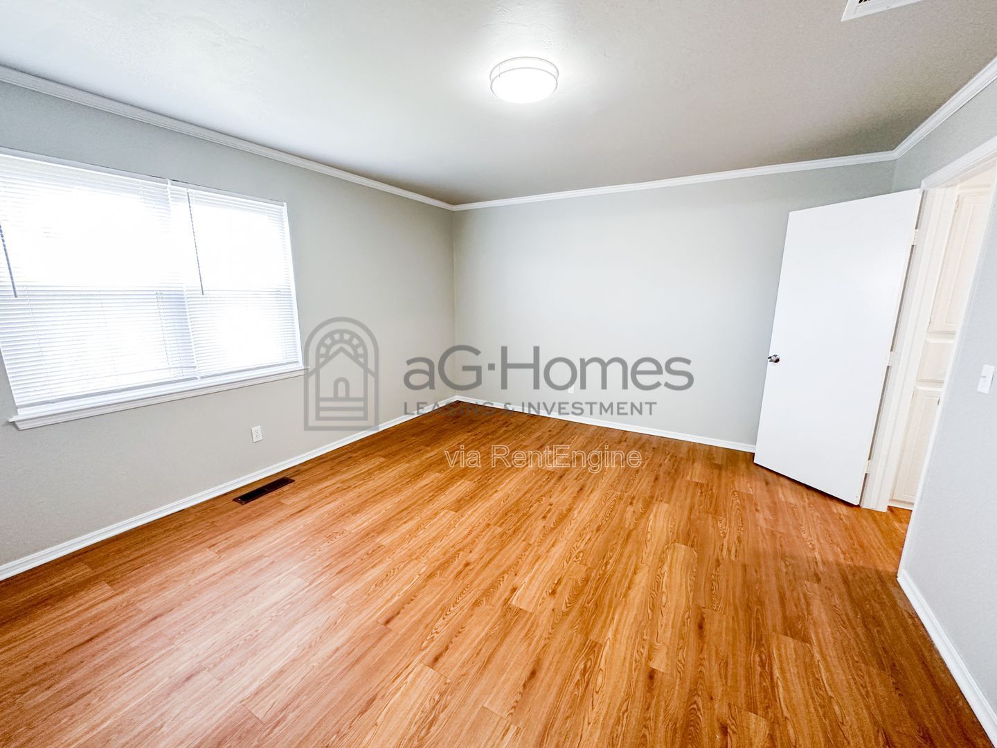 Gallery Image 17