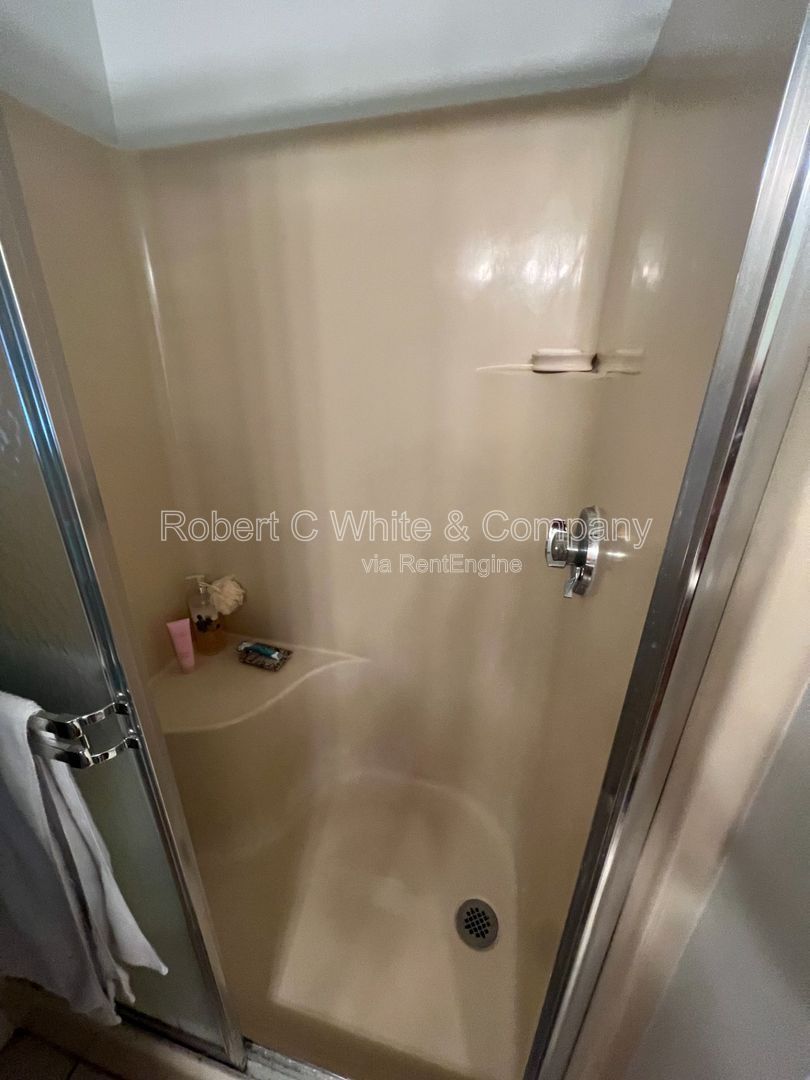 Gallery Image 15
