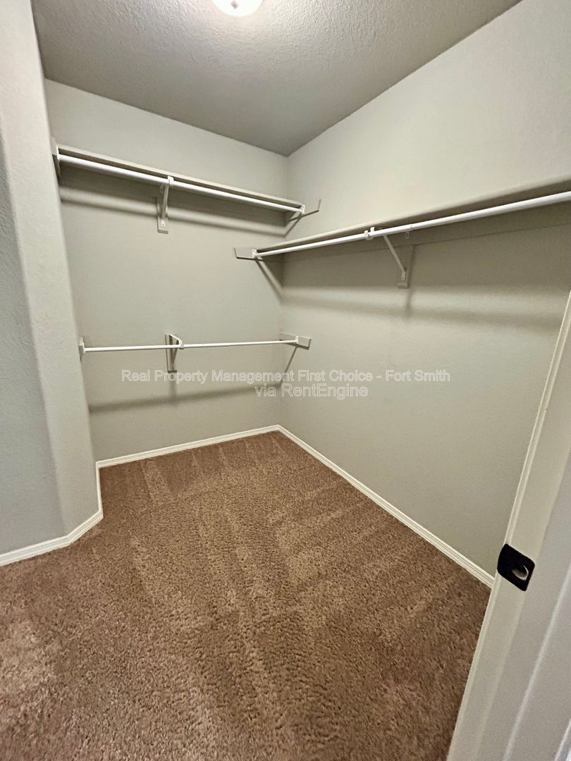 Gallery Image 17
