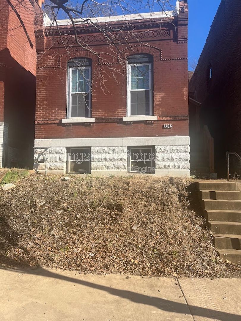 Gallery Image 13