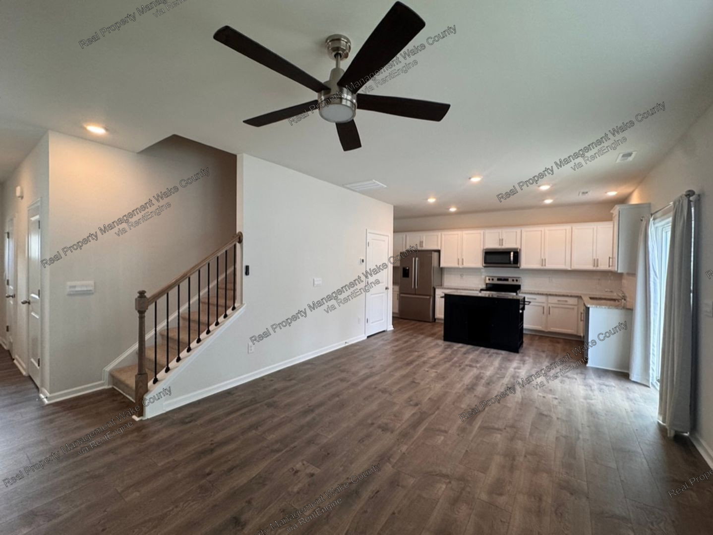 Gallery Image 17