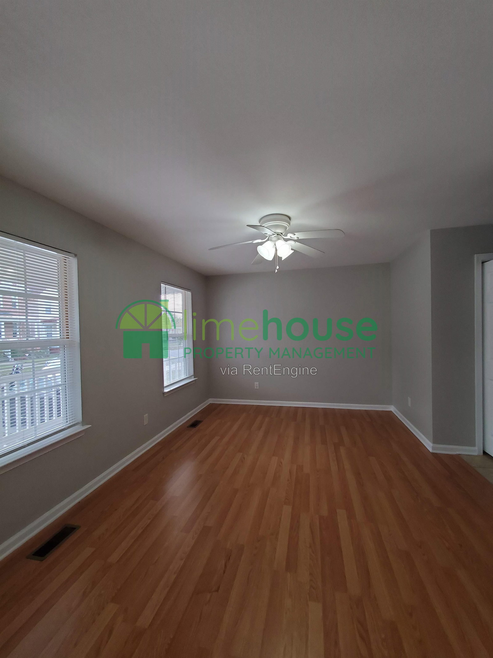Gallery Image 14