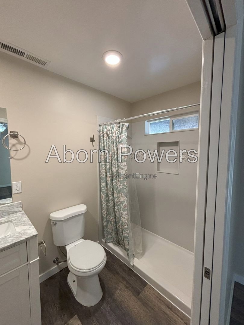 Gallery Image 20