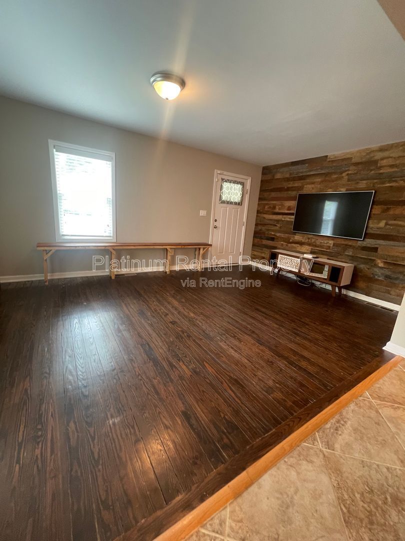 Gallery Image 14